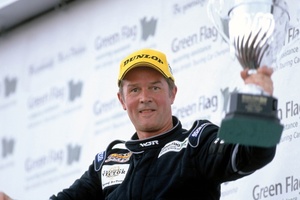 Anthony celebrating at Truxton in the 2004 MSA British Touring Car Championship